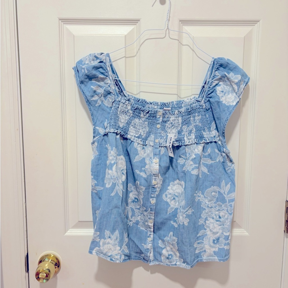 Old Navy Light Blue Floral Top
